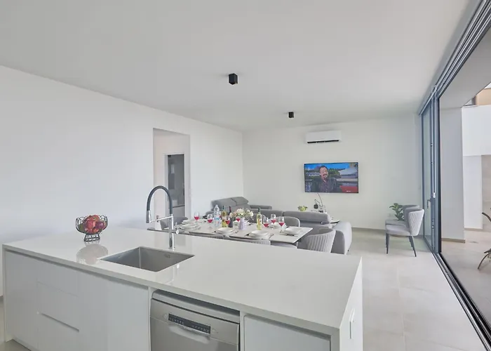 Aqua Pearl Aq11 Im Zentrum By Interhome Holiday home *