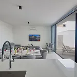 Aqua Pearl Aq11 Im Zentrum By Interhome *